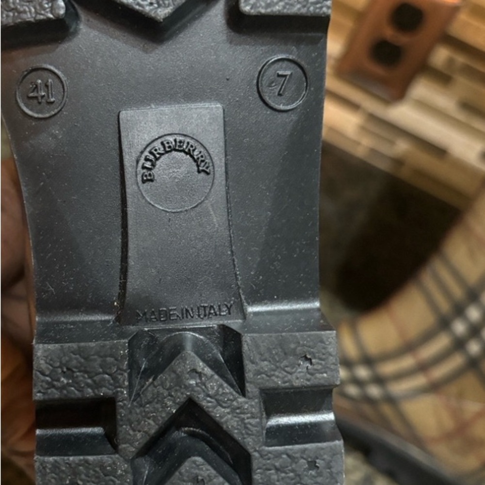 Burberry Checkered Tall Rain Boots-ALMOST NEW - Picture 8 of 8